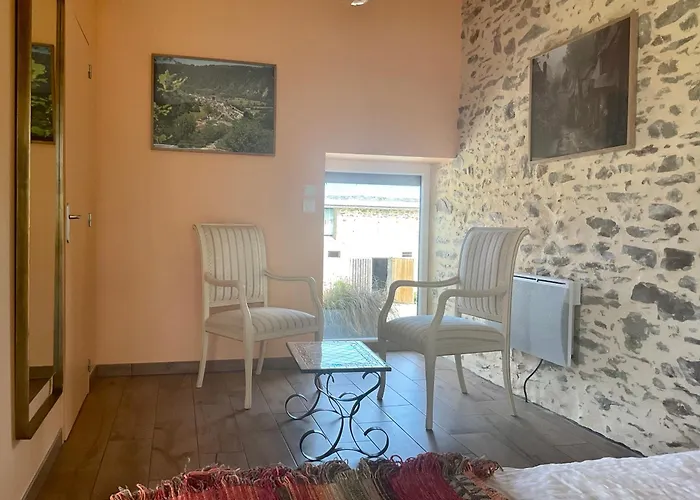 D'hotes Au Coeur De La Mayenne Panzió 3*